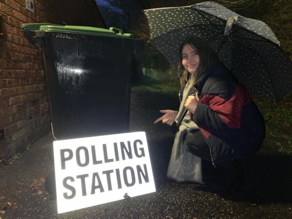 Bin polling station